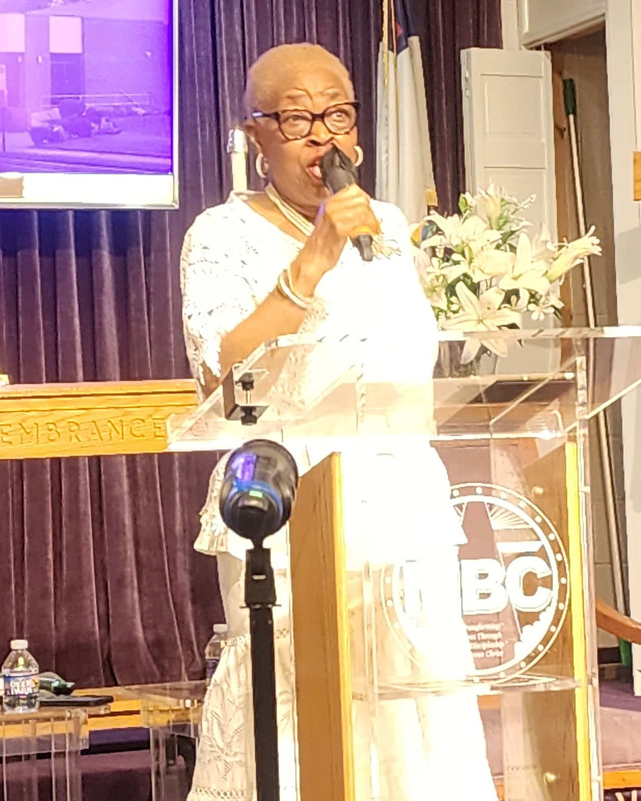 Rev. Lois Nicholson.